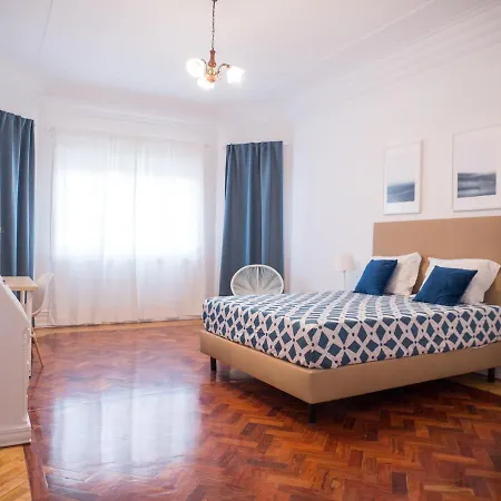 Rodrigues Sampaio Residence